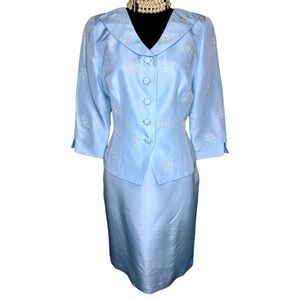 MAGGY LONDON Light Blue Vintage Silk Skirt Suit Set | Size 10